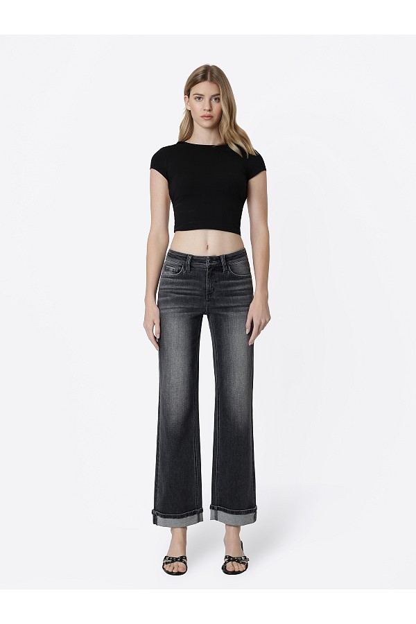 MID RISE CUFFED BLACK SLIM WIDE JEA...